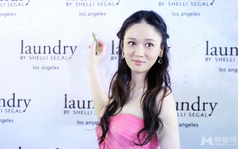 女星恩美图片