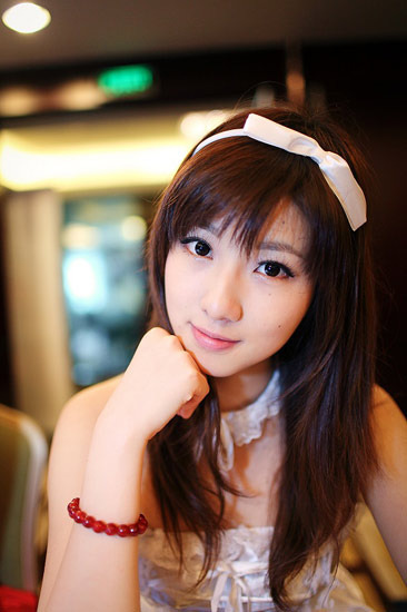 性感美女护士服 邻家小妹的护士制服诱惑图片