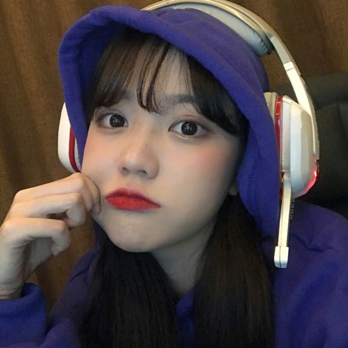 女生背影QQ头像图片图片