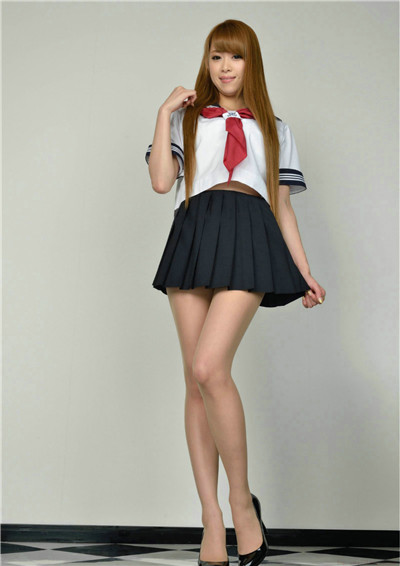 校园清纯小MM 可爱校服短萌妹子校园写真图片