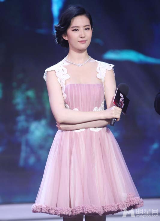 刘亦菲柔美性感写真图片图片