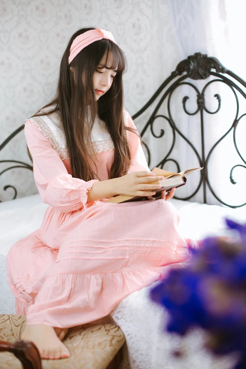 清纯美女 90后mm蕾丝睡裙私房诱惑写真美女图片图片