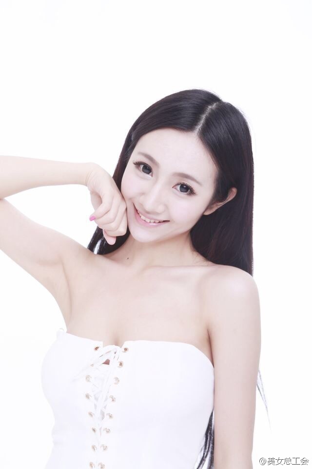 Angela楚楚图片