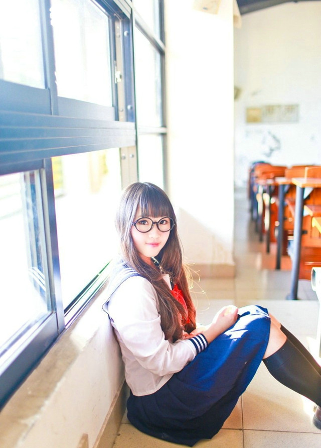 女星李颖图片