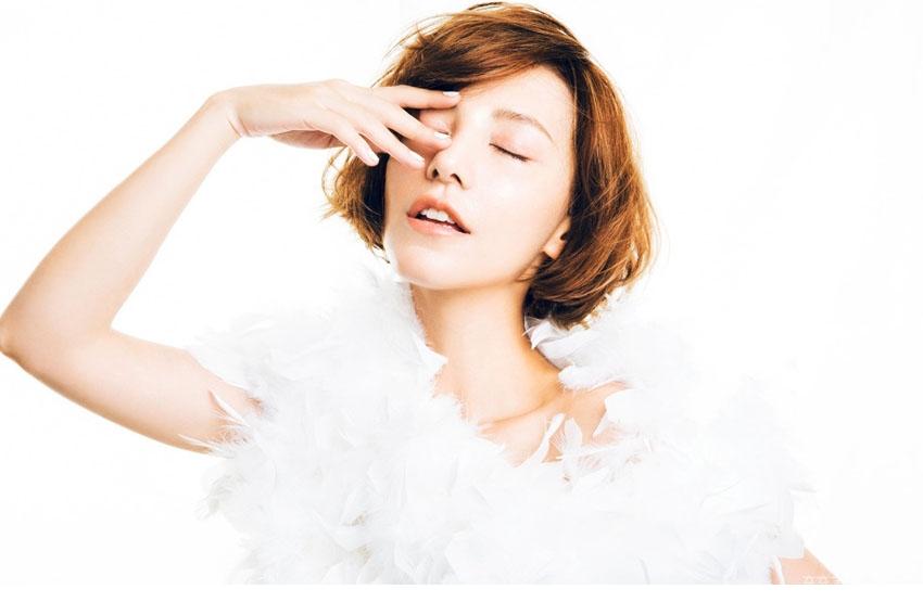 美女湿身图片