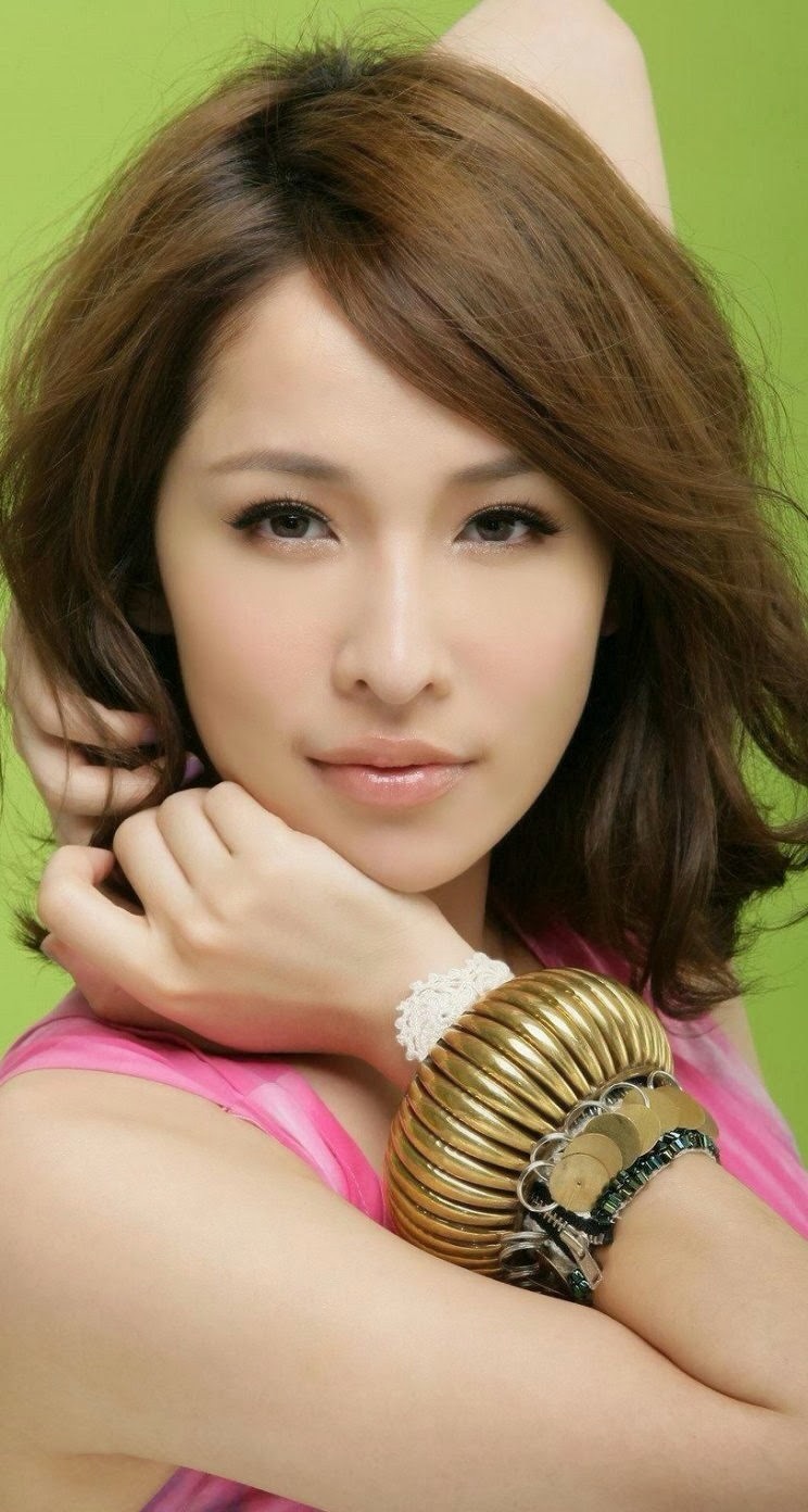 华语人气女歌手萧亚轩写真图片图片