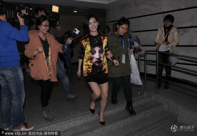 百变大咖秀何炅谢娜变身郭靖黄蓉图片