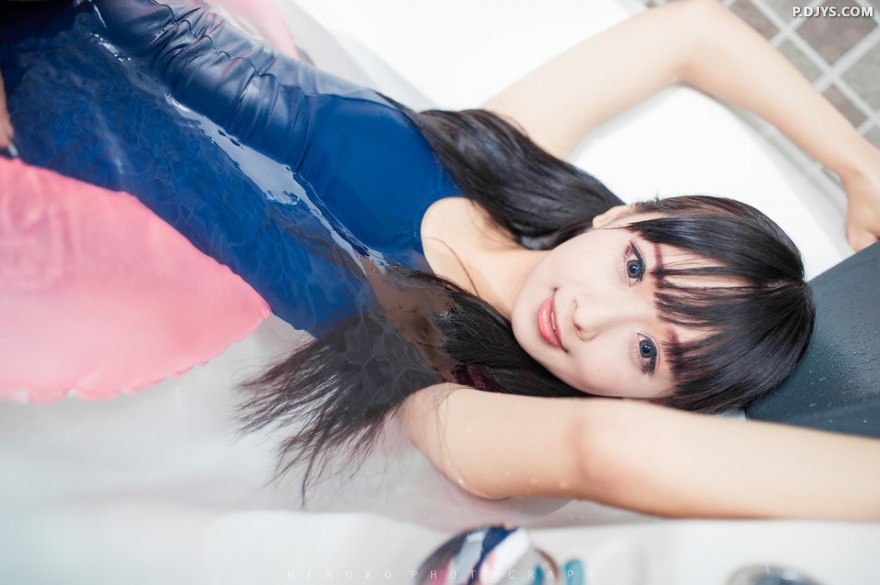 杜海涛获神秘女友贴心探班 对镜头比V卖萌图片