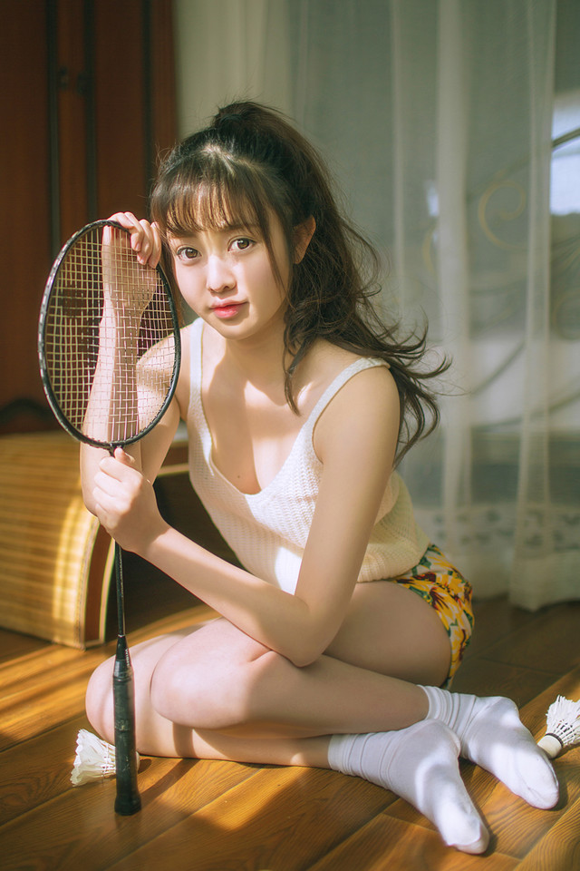 杜若溪冰雪女神完美婚纱女神露性感写真图片