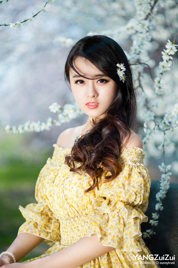 杜若溪冰雪女神完美婚纱女神露性感写真图片