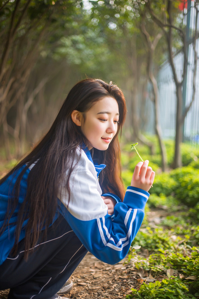 周秀娜图片