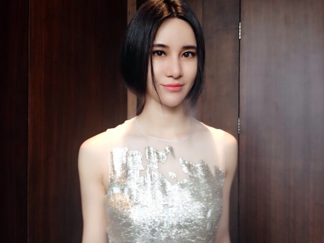 高清上海美女尚雯婕回归歌手气质性感照片图片