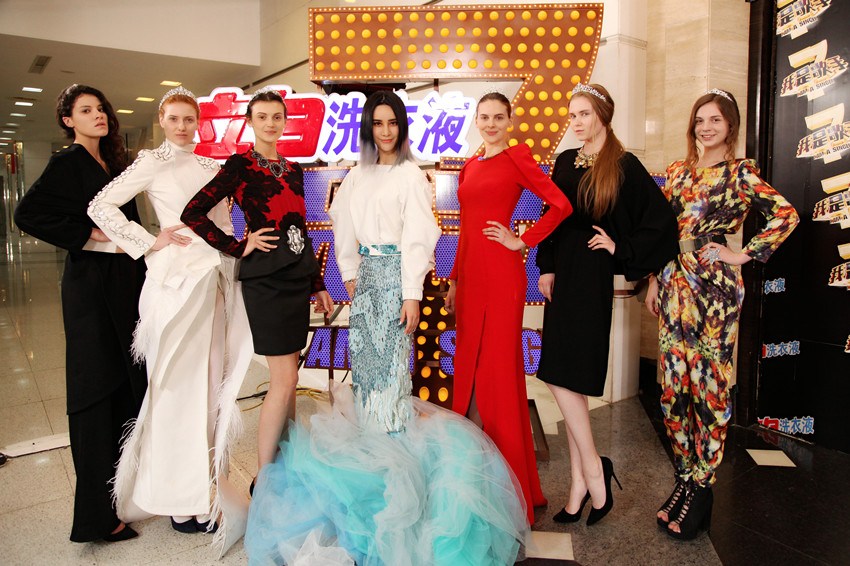 高清上海美女尚雯婕回归歌手气质性感照片图片