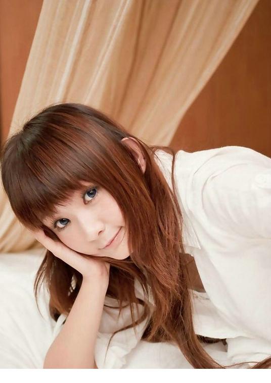 清纯美女 白色衬衫下诱惑写真美女图片图片