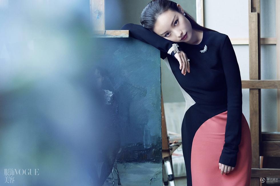 时尚女郎倪妮登VOGUE七月刊封面唯美图片图片