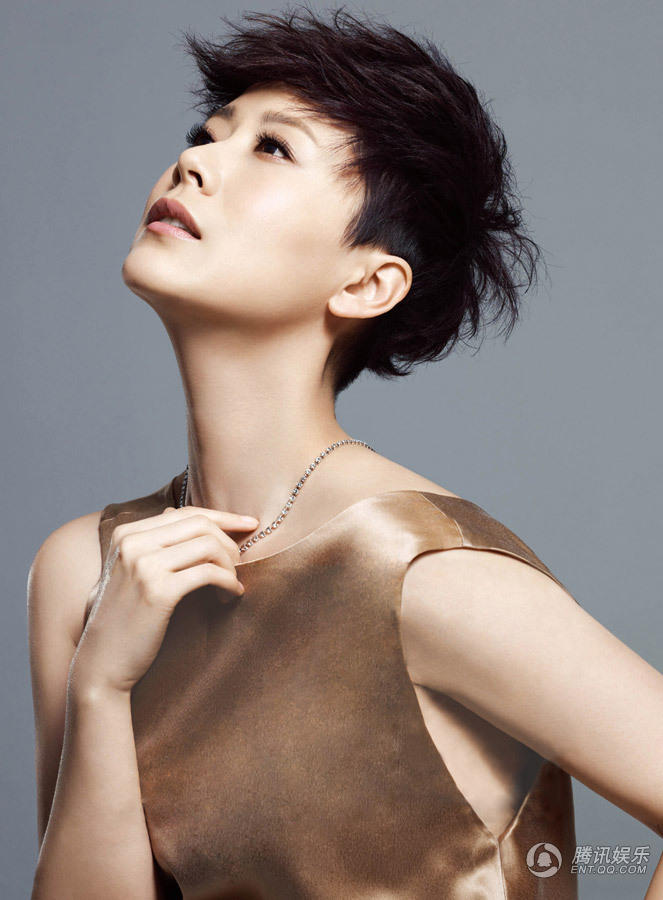高清中国南京女演员成熟知性美女海清干练洒脱刚柔并蓄时尚写真图片