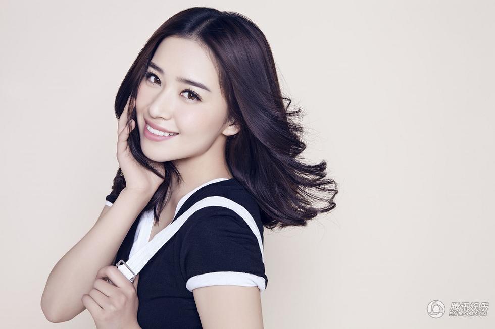 清纯美女明星阚清子萝莉风卖萌写真图片图片