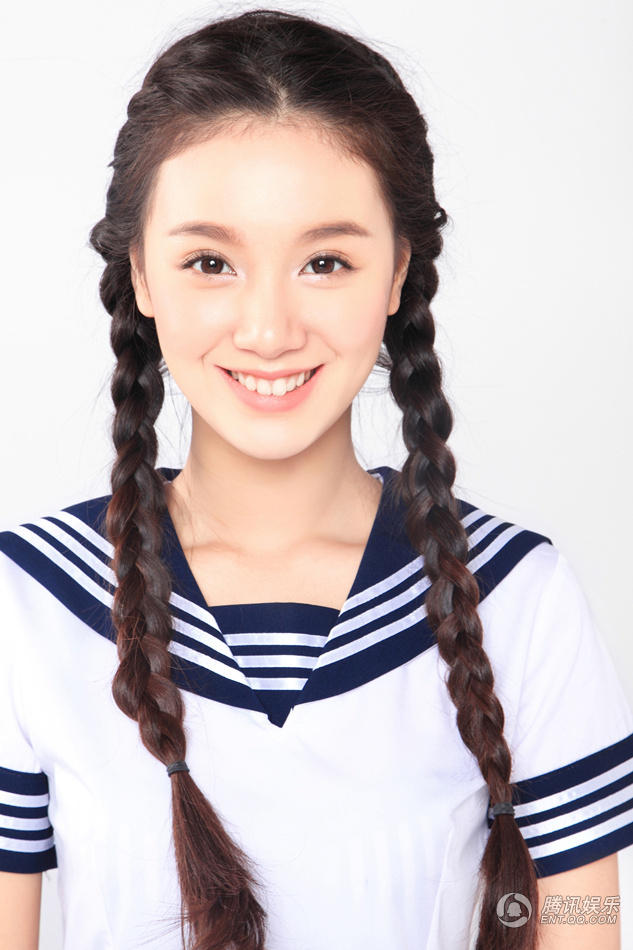 高清中国内地女美女清新甜美可爱美女程砚秋学生服写真图片 高清中国内地女美女清新甜美可爱美女程砚秋学生服写真图片