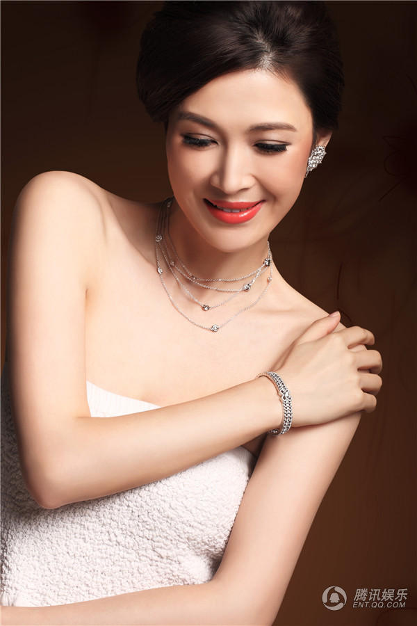 中国内地浙江宁波女演员童蕾冬季清新典雅写真图片图片 中国内地浙江宁波女演员童蕾冬季清新典雅写真图片图片