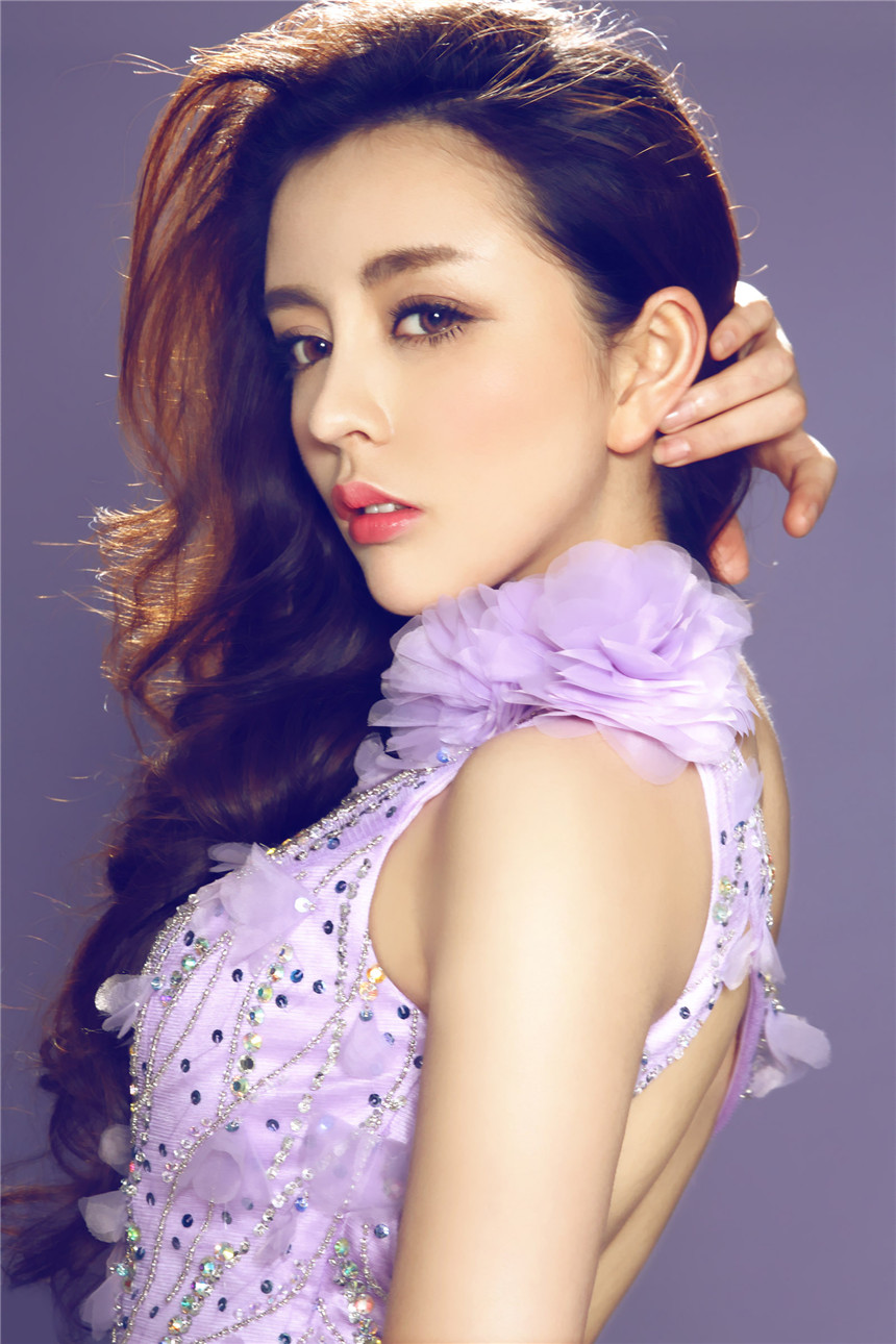 性感美女高兮妍抚媚诱惑迷人写真图片合集(一)图片