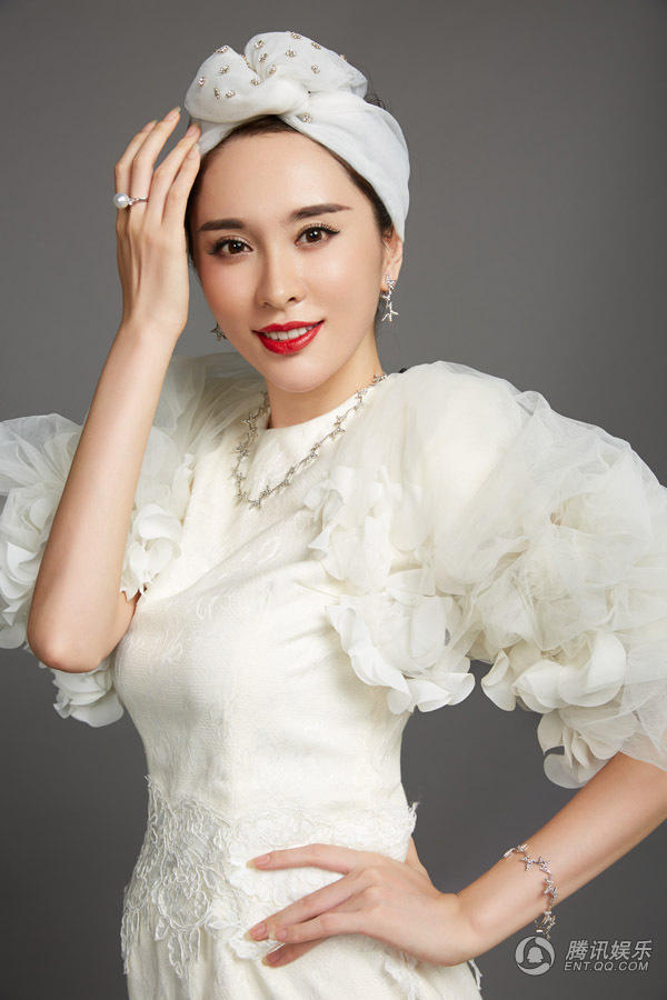 歌手陈庆聪豪华婚礼 百辆豪华婚车接新娘图片