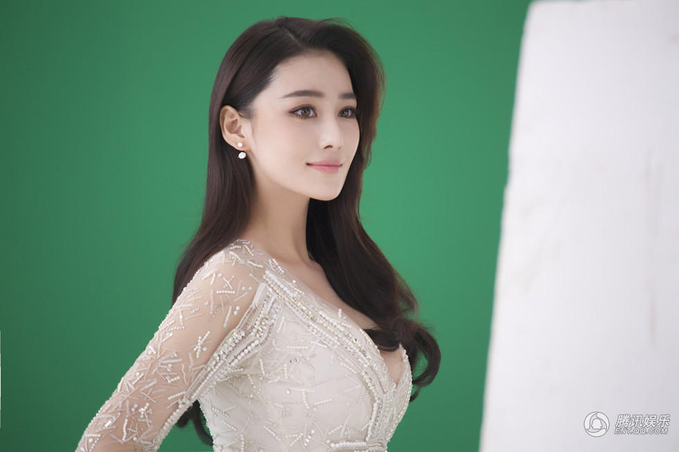 张馨予性感长裙礼服高清图片图片