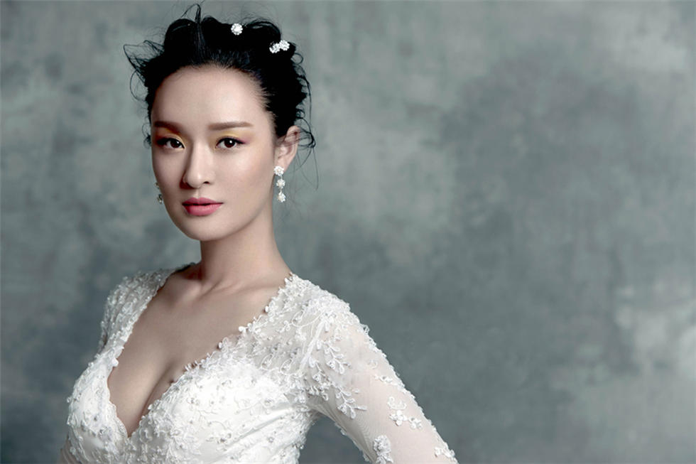 于越引领韩式新娘美妆潮流唯美婚纱艺术写真图片