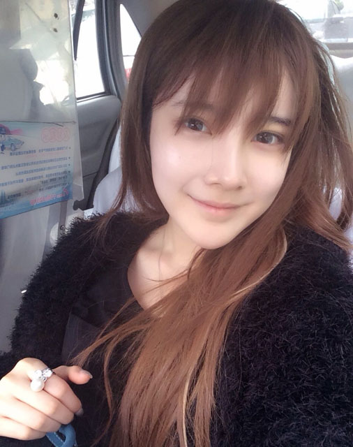 高清中国内地辽宁省沈阳女演员戴燕妮酷美时尚写真图片图片