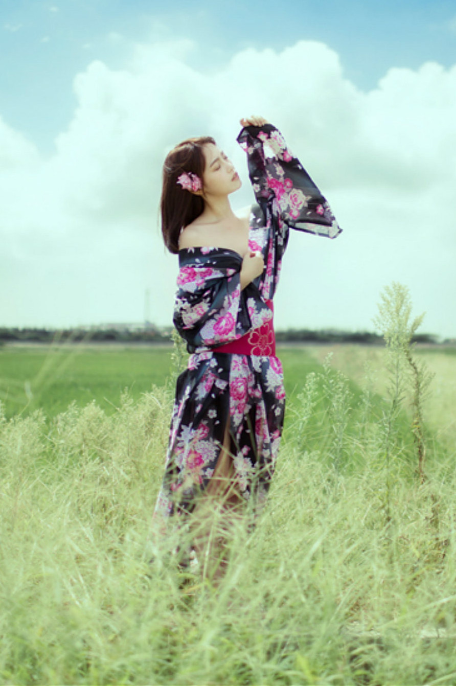 小清新养眼美女唯美和服小露香肩诱惑写真(二)图片