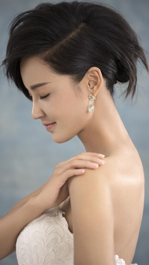 文咏珊《新娘ModernBride》性感婚纱写真图片图片