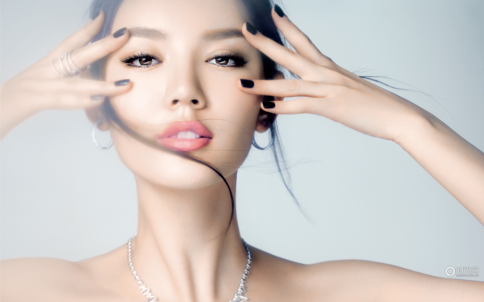 高清河北省石家庄美女明星张梓琳性感时尚动人写真图片图片