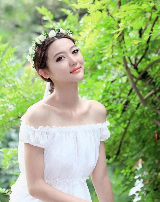 高清辽宁省大连美女超模王熙然性感图片完美身材一览无遗图片