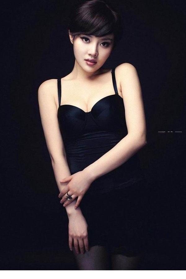 妖媚美女图片