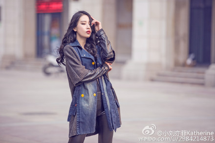 肌肤干净如雪的性感美女明星刘亦菲极致诱惑艺术图片合集图片