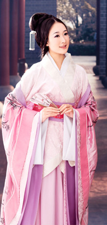 性感美女模特余馥郁白色无底旗袍肉丝美腿写真图片