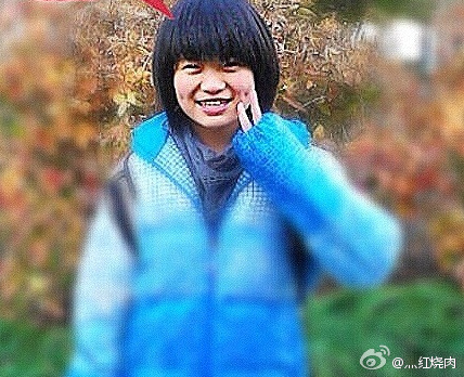 王宝强超贱表情图片
