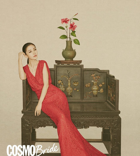 Angelababy图片-婚事逼近登上《时尚新娘COSMOBride》12月刊封面图片