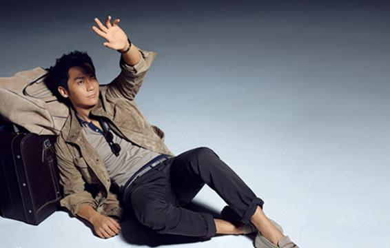 高清中国内地北京影视男演员李晨《视觉》周刊高清写真图片李晨最新高清写真图片显休闲商务范图片