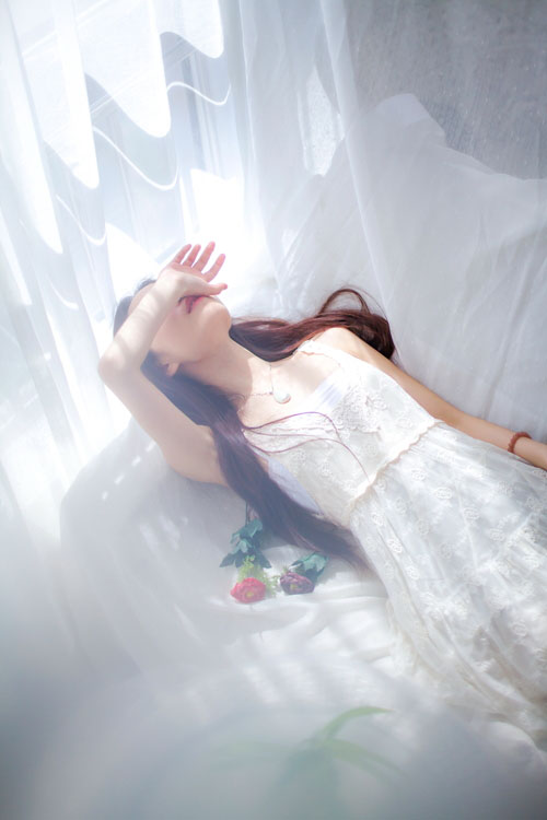 玫瑰美女图片