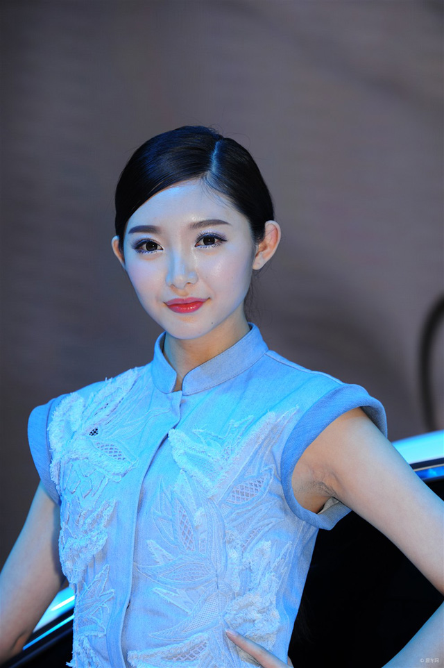 极品美女平面模特镜头前大胆诱惑写真图片图片 极品美女平面模特镜头前大胆诱惑写真图片图片