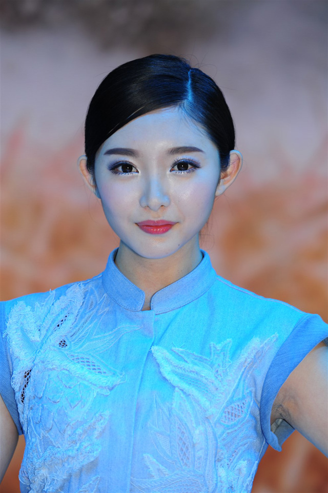 极品美女平面模特镜头前大胆诱惑写真图片图片 极品美女平面模特镜头前大胆诱惑写真图片图片