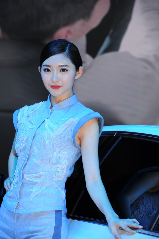 美女模特性感写真图片 美女模特性感写真图片