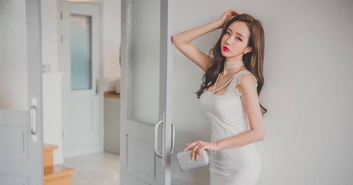 优优美女图片