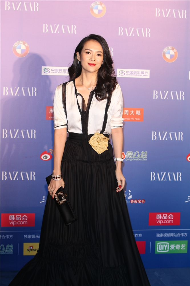 章子怡图片章子怡最新时尚封面图片 恋情甜美人比花娇图片