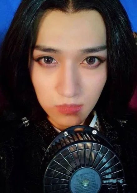 黄晓明电视剧图片《锦绣缘》黄晓明剧照图片 陈乔恩陷三角恋图片