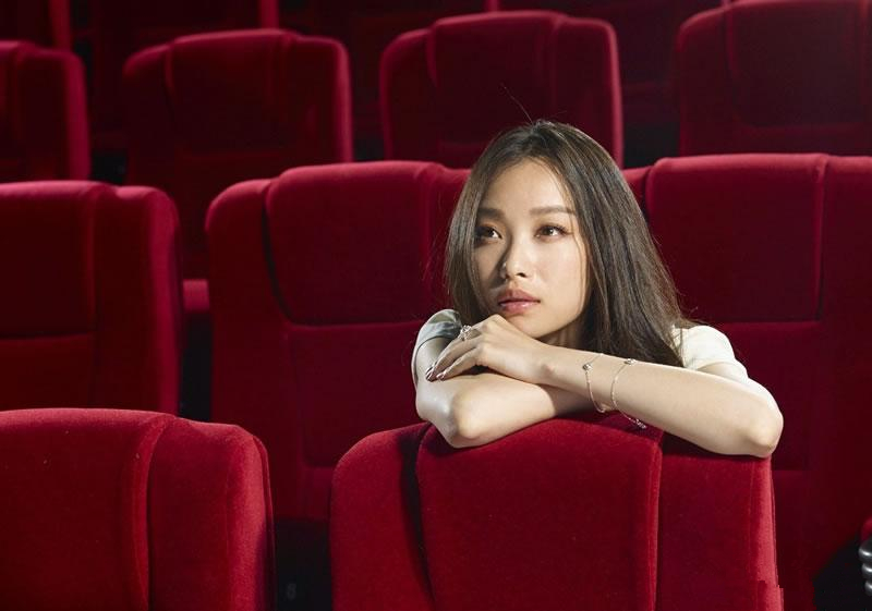 倪妮2015纽约大都会MetBall盛宴 性感成熟更增朦胧美图片