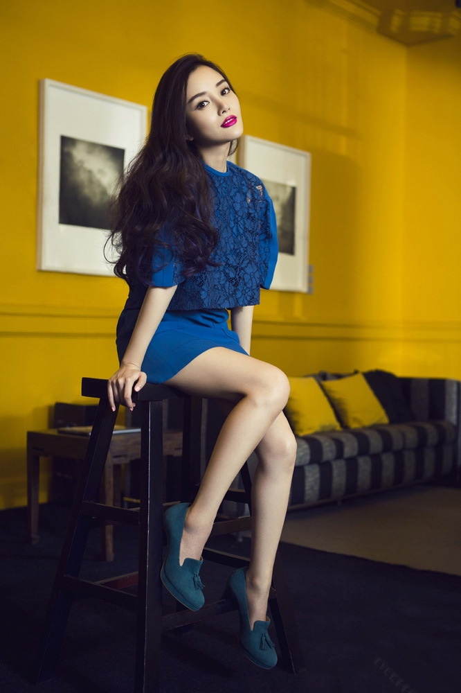 李小璐绝美靓丽写真惹火撩人图片