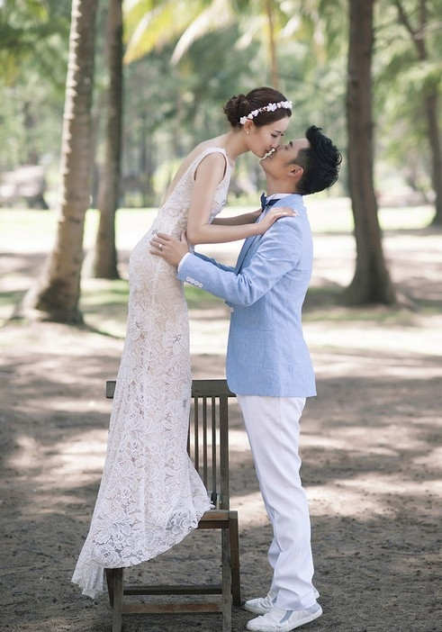 曾小贤陈赫与前妻婚纱照曝光 甜蜜浪漫 网友感叹物是人非图片