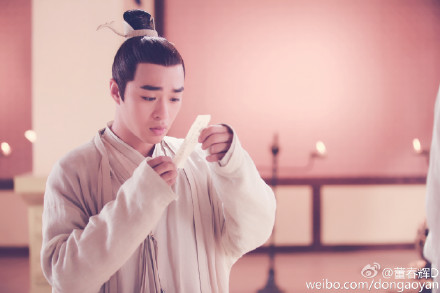 黄晓明电视剧图片《锦绣缘》黄晓明剧照图片 陈乔恩陷三角恋图片