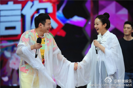 黄晓明电视剧图片《锦绣缘》黄晓明剧照图片 陈乔恩陷三角恋图片